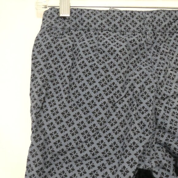 OLD NAVY - size 10 regular | Blue Shorts With Black Pattern Design - Picture 9 of 14
